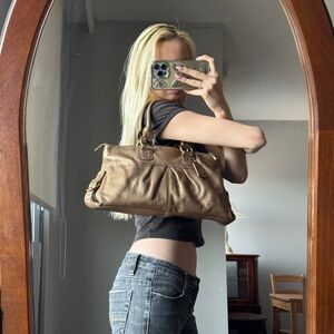 Elegant Brown Leather Handbag